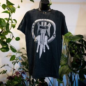 Gildan Hidden Blade Graphic T-Shirt, Assassin's Creed, Size M